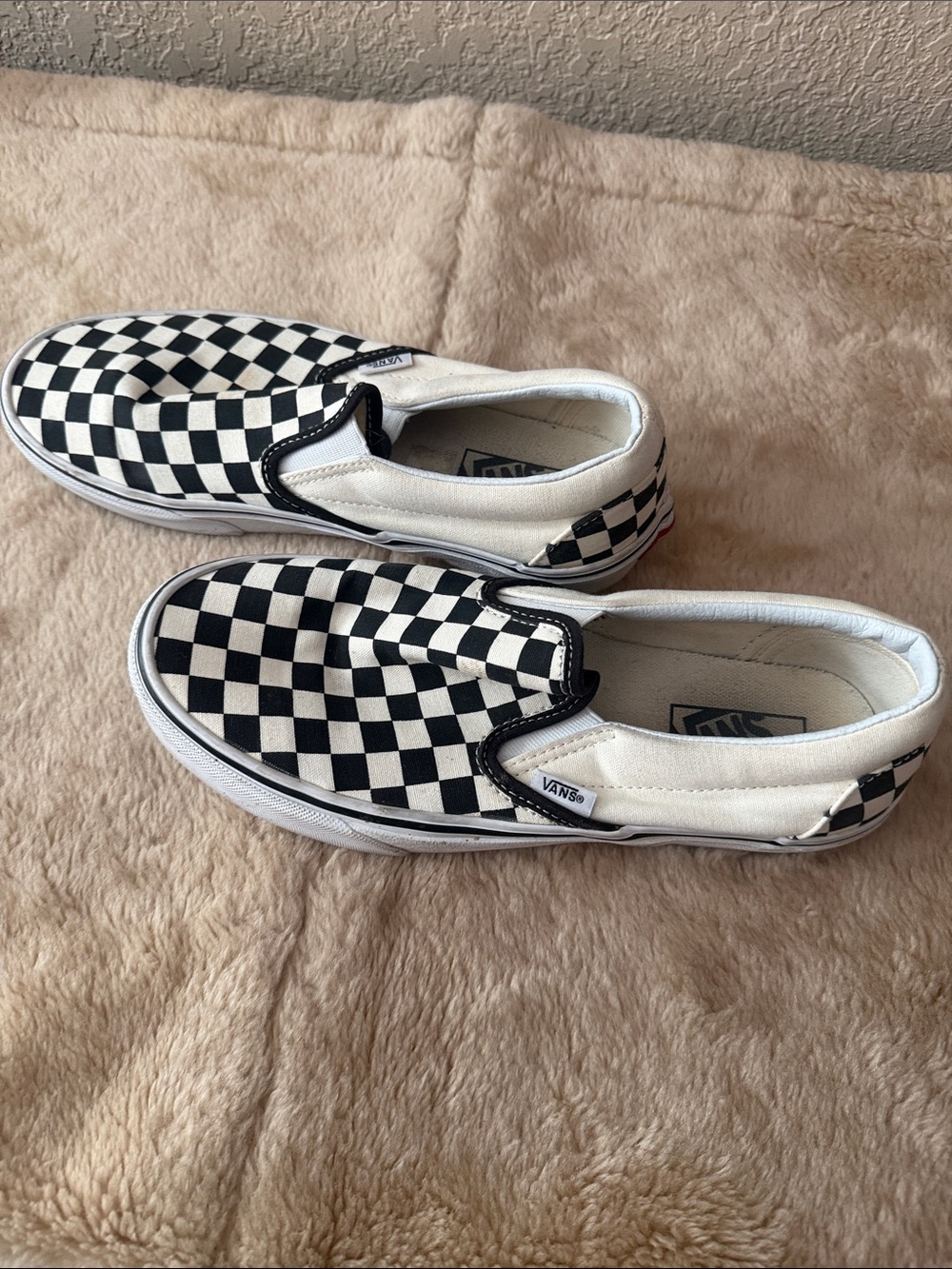 Vans slip on tennis shoes. 3542 - Picture 2 of 6